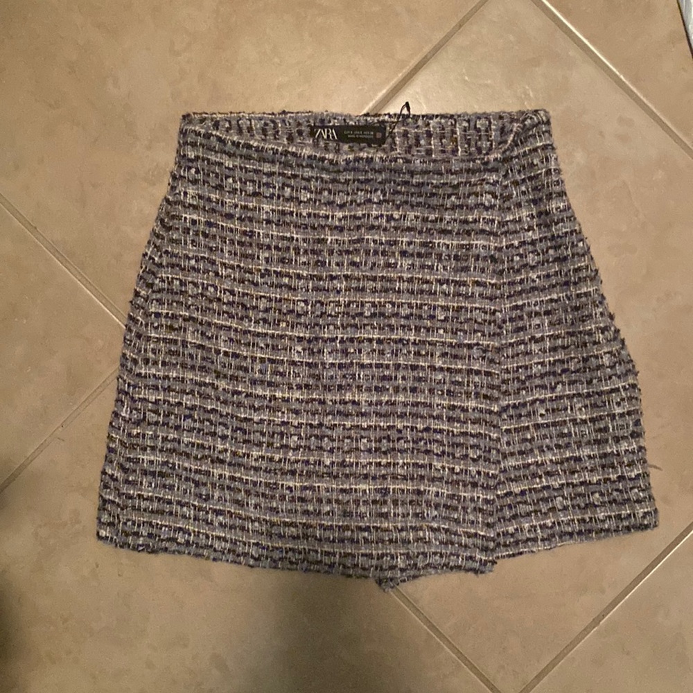 Darling tweed skort